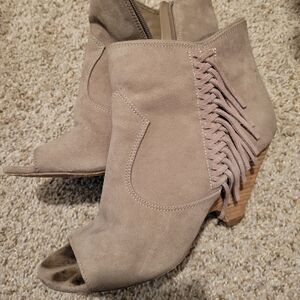 Fringe Suede Peep-Toe Ankle Boots - Taupe